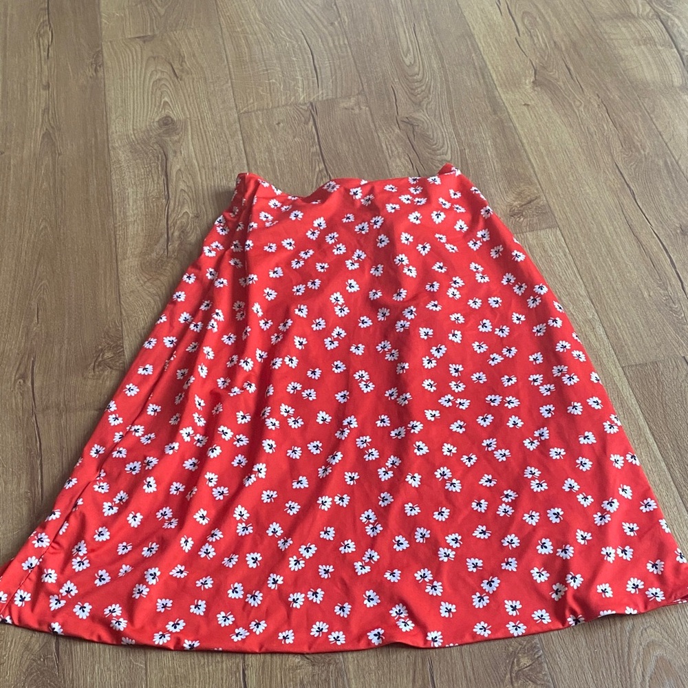 Ganni Red Floral Skirt - Picture 2 of 2